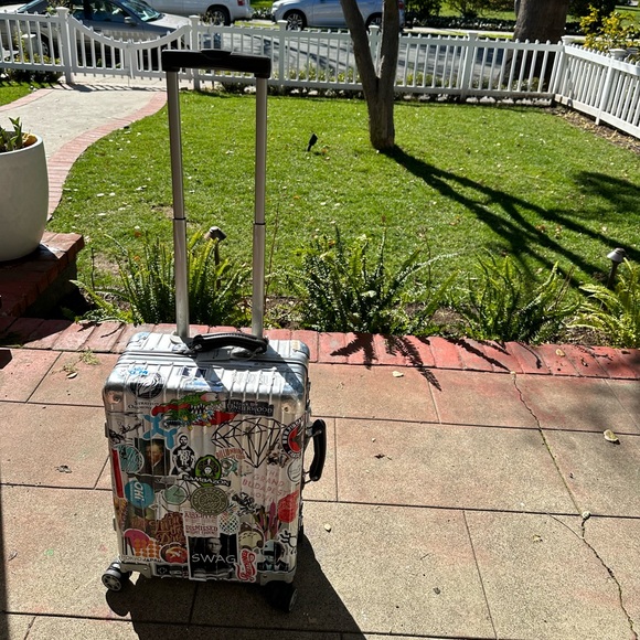 COPY - RIMOWA Classic cabin - Picture 2 of 8